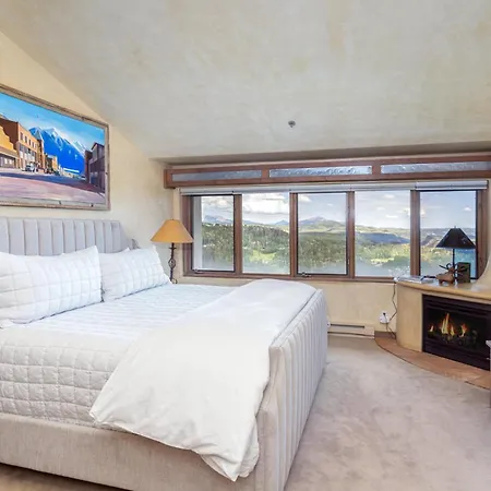 Apartment Penthouse At The Peaks 826