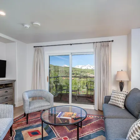 Apartment Peaks Penthouse 644