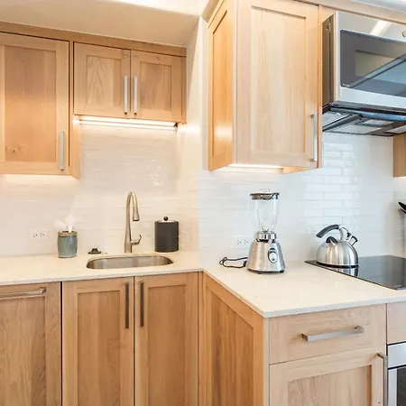 Apartment Peaks Penthouse 652 *