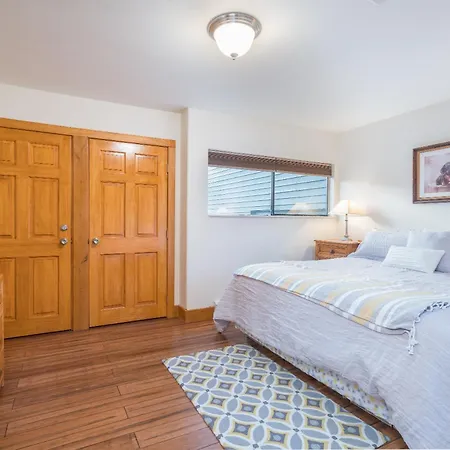 Apartment 337-338