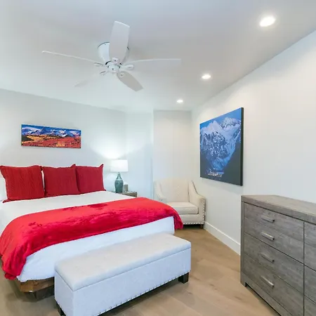 Peaks Penthouse 644