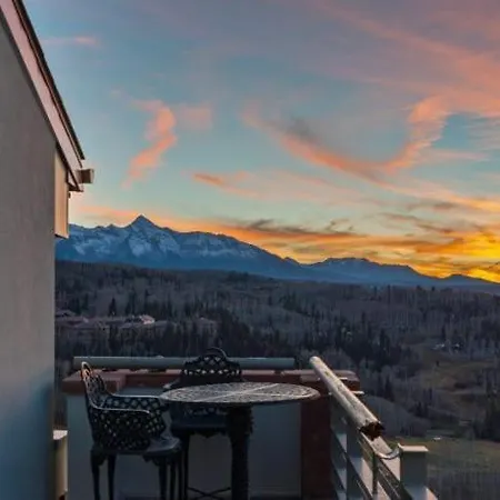 Penthouse At The Peaks 622