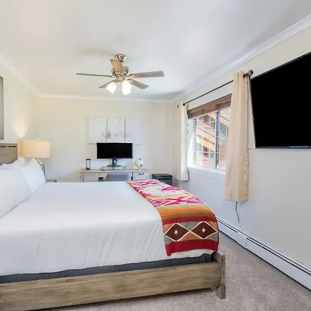 Northstar 111 Apartment