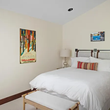 Holiday home Camp - Golf Course, Views, Hot Tub, Gym! Telluride