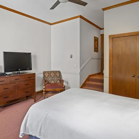 Village Hideaway - Convenience! Telluride