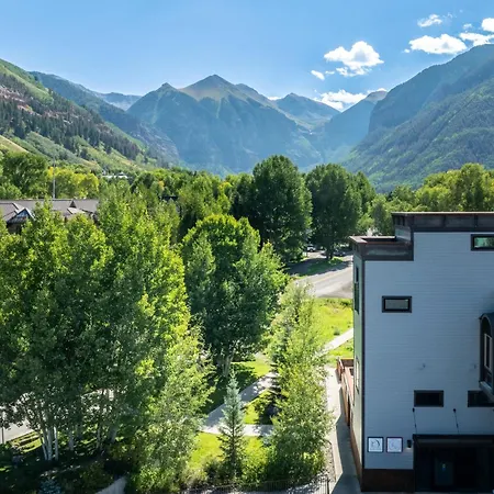 Village Hideaway - Convenience! Telluride