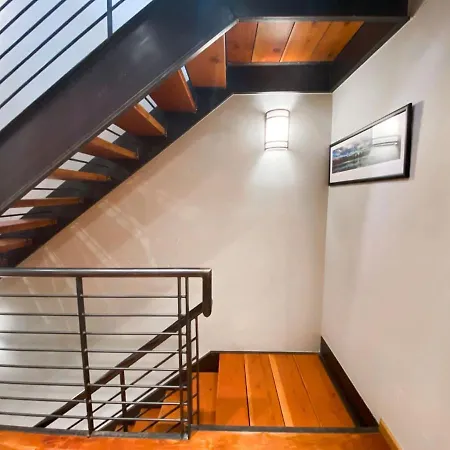 3br 3 1 2ba Center Of Everything New Listing On Our New Telluride