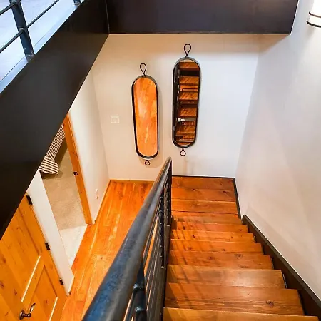 3br 3 1 2ba Center Of Everything New Listing On Our New Telluride
