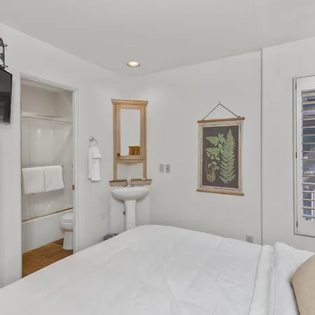 Holiday home In Out Remodeled Luxury *