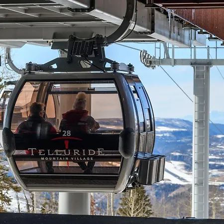 Family Friendly Mainstreet Townhome Telluride