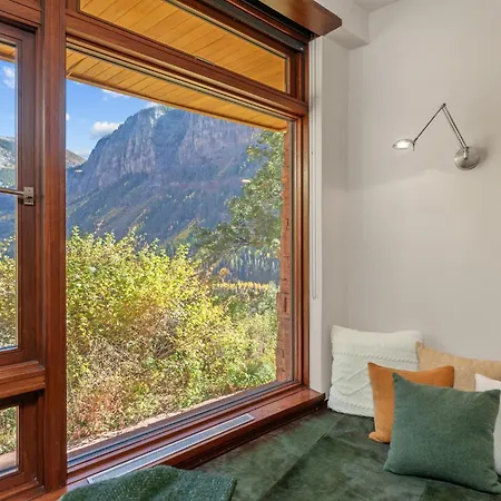 Royer Falls Retreat