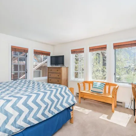 Etta Place Too 107 By Avantstay Close To Town The Slopes In W Communal Pool Hot Tub *