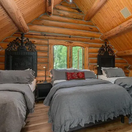 Chalet Absolutely Amazing Slopeside Mountain With *