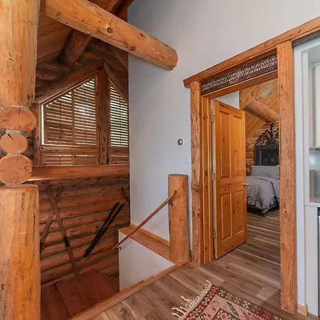 Chalet Absolutely Amazing Slopeside Mountain With *