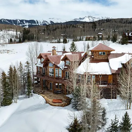 Camp - Golf Course, Views, Hot Tub, Gym! Telluride