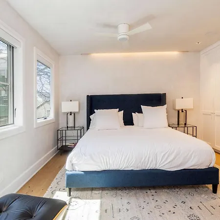 Upscale Near Lift And Town With Mountain Views Holiday home Telluride