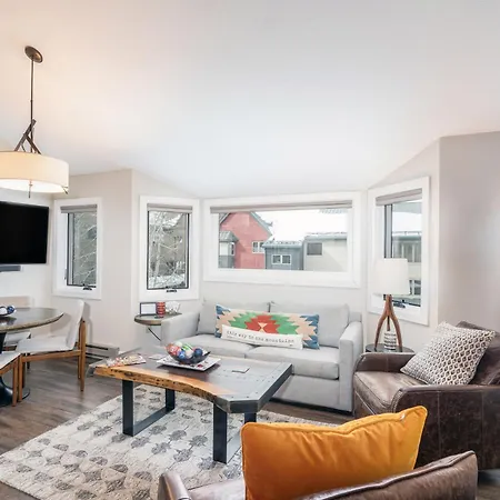 Lulu Luxe By Exceptional Apartment