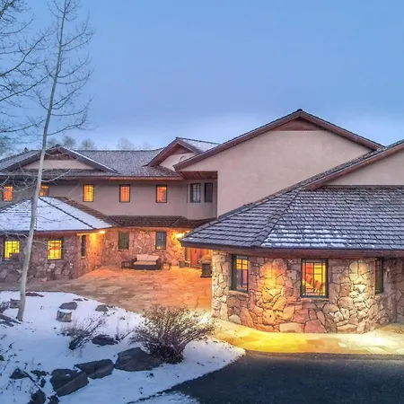 Slopeside By Exceptional Apartment