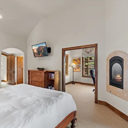 Skiside At Lorian By Exceptional *