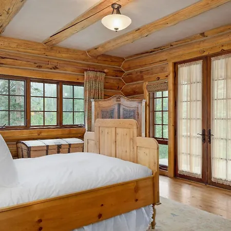 Hilltop Hideaway By Exceptional Telluride