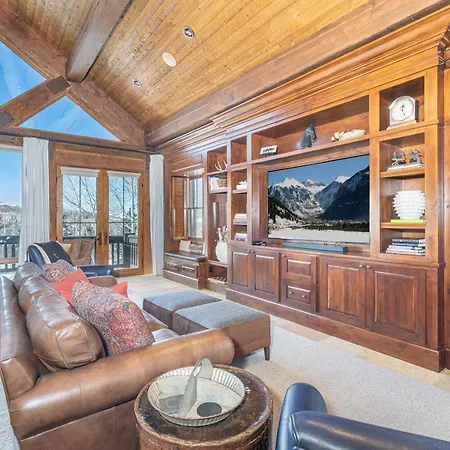 Chalet Country Club Estate By Exceptional Telluride