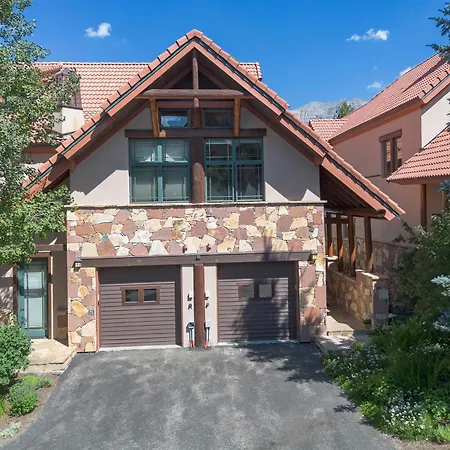 Palisade At Pine Meadows By Exceptional