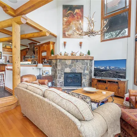 Palisade At Pine Meadows By Exceptional *