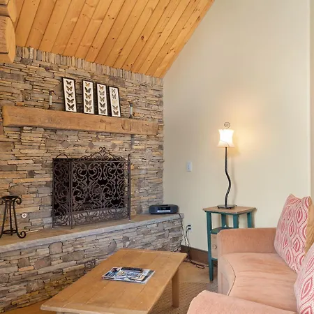 Hilltop Hideaway By Exceptional