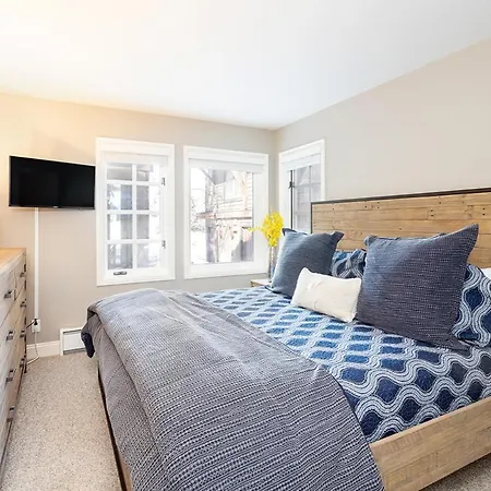 Etta Place 101 By Exceptional Apartment *