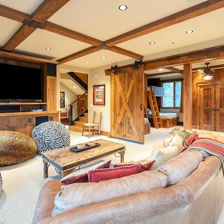 Chalet Alpenglow By Exceptional