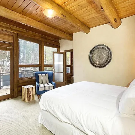 Alpen Ridge By Exceptional Chalet