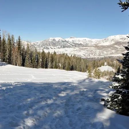 Two Trails By Exceptional Chalet *