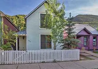 558 West Pacific Ave * Telluride