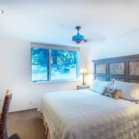 River Edge - 2 Bedroom + Loft #a Apartment