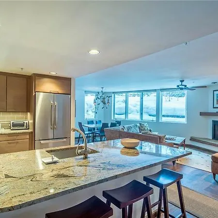 River Edge - 2 Bedroom + Loft #a