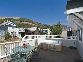 Legacy House Holiday home