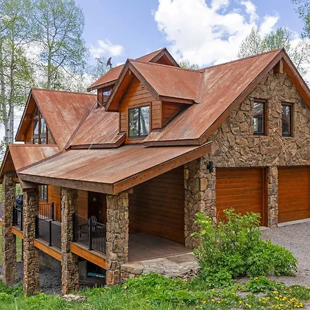 Luxury Mountain Retreat With Hot Tub And Views Telluride