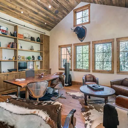 Chalet Robbers Roost By Exceptional