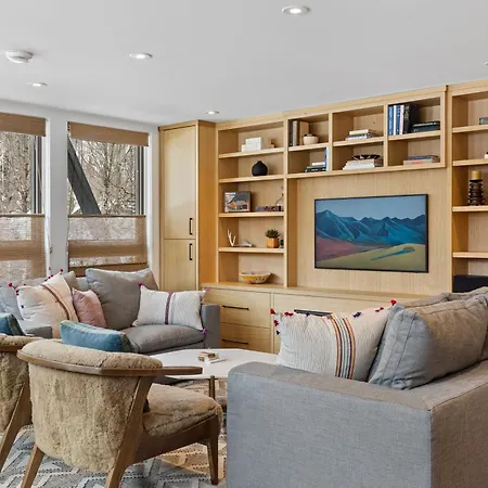 Plunge J By Exceptional Villa