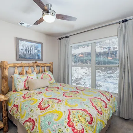 Fabulous Close To Chair Lifts 1 And 10 In Meadows Area * Telluride