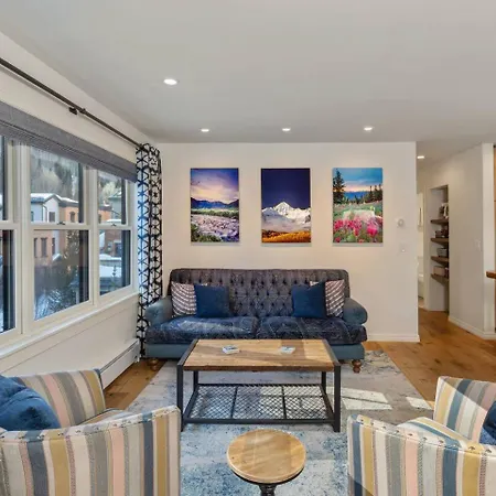 Box Canyon View Holiday home *