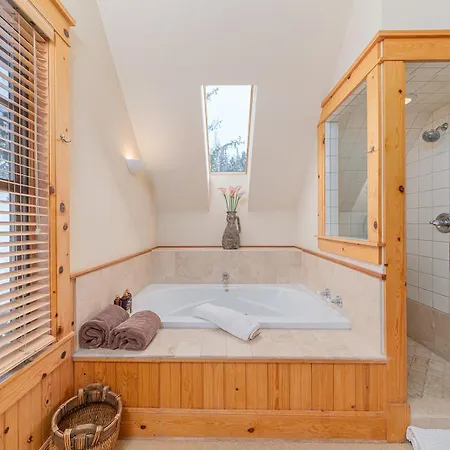 Holiday home Double Eagle B2 Picturesque Mountain - 3 Bedroom 3 Ba Sleeps 8