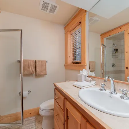 Holiday home Double Eagle B2 Picturesque Mountain - 3 Bedroom 3 Ba Sleeps 8 Telluride