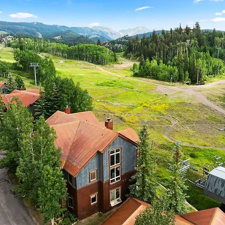Upscale In Out 40 To Chondola Lift Telluride