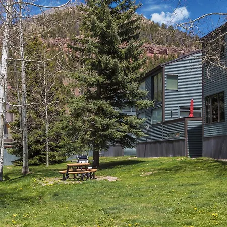 Holiday home Experience Luxury At Alpenglow At *