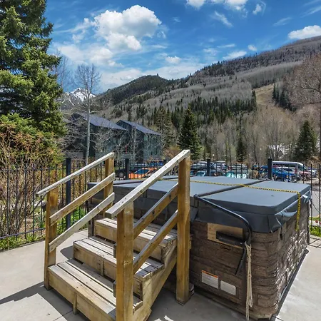 Experience Luxury At Alpenglow At *