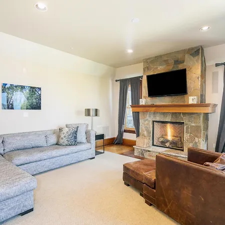 Holiday home Luxury Lorian Lookout With Plenty Of Amenities Telluride