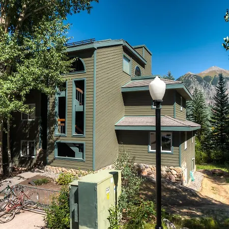 Steps To The River Trail And A Block From The Gondola! Holiday home Telluride