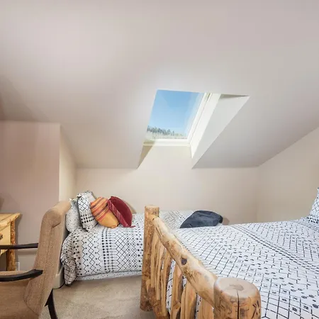 Holiday home Fabulous Close To Chair Lifts 1 And 10 In Meadows Area *