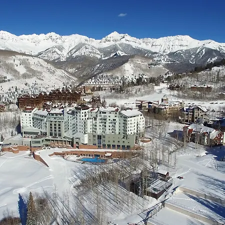 The Peaks And Resort